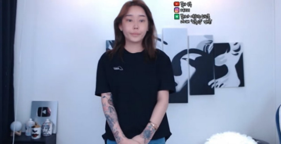 BJ 정배우 BJ 꽃자 과거?...대중들 곱지 않은 시선 쏟아지며 사흘 연속 인터넷 실검 장악!
